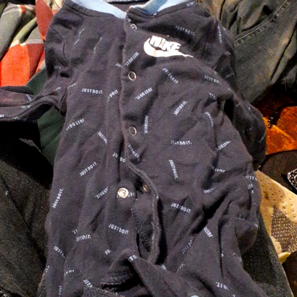 Nike feeted pajamas 3months